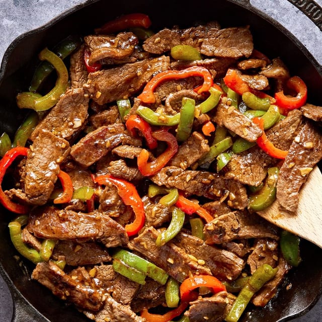 Pepper Steak / Filetillo De Res.