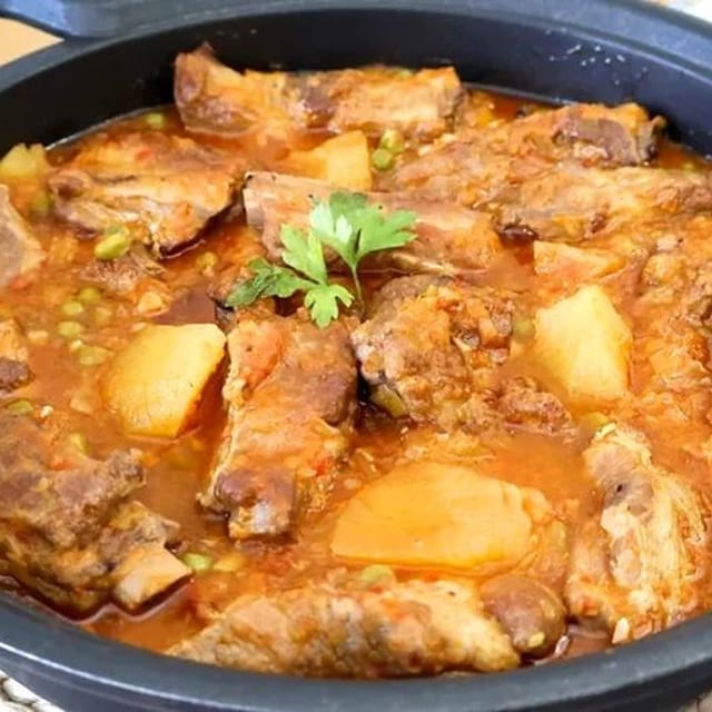 Costilla de Cerdo Guisada.