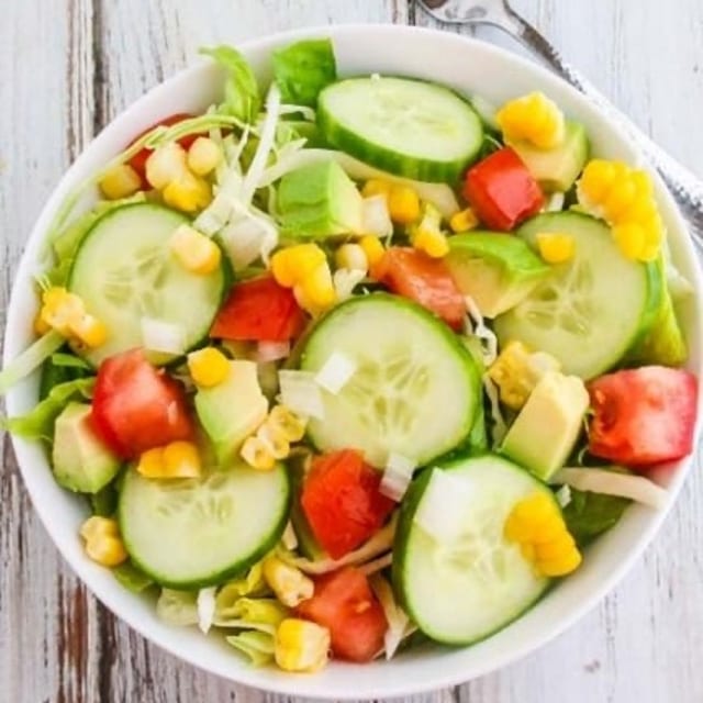 Green Salad / Ensalada Verde.