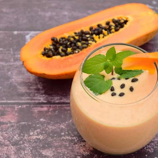 Papaya Shake / Lechoza.
